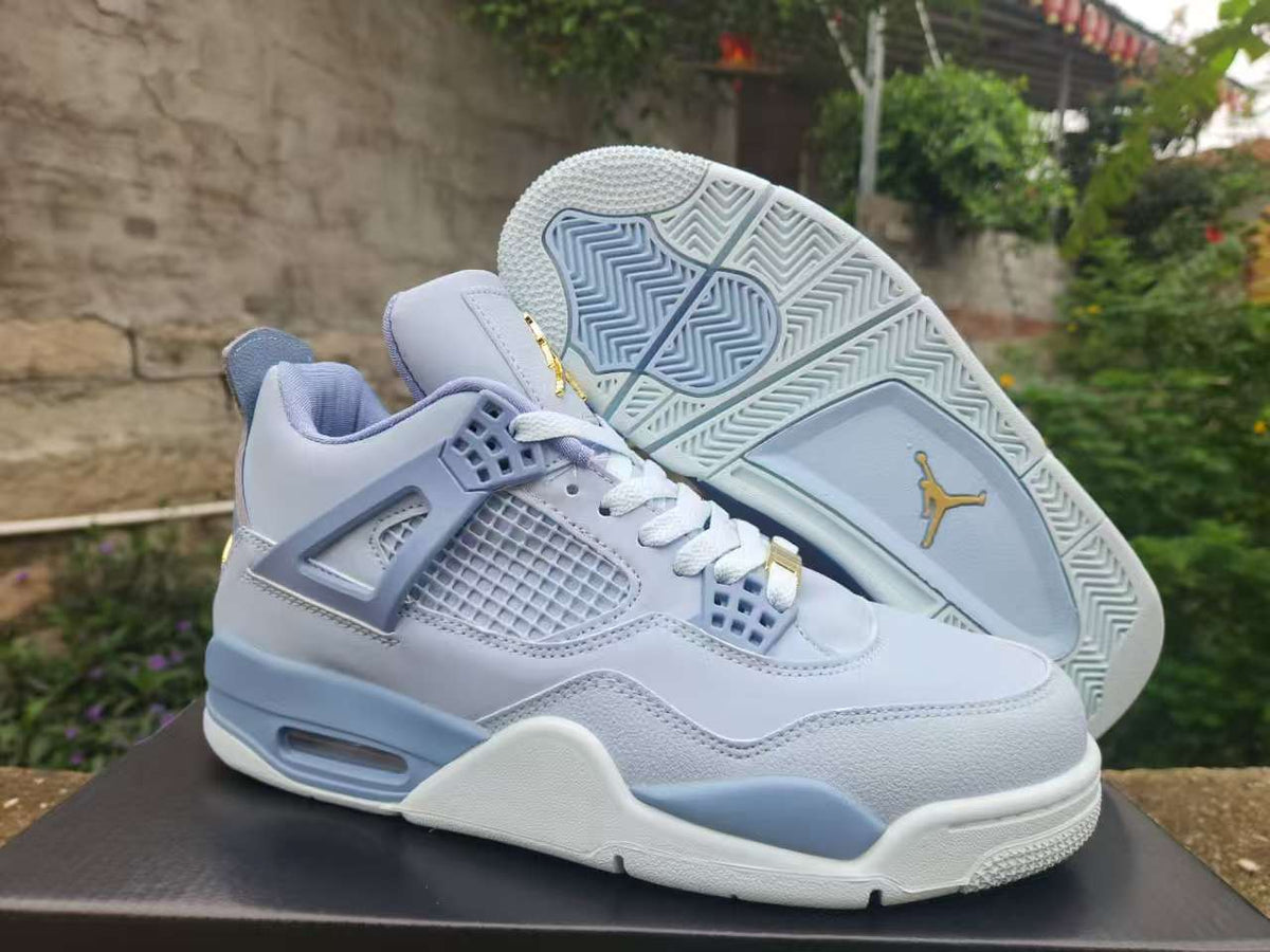 Air Jordan 4 Retro “Grey-Blue”