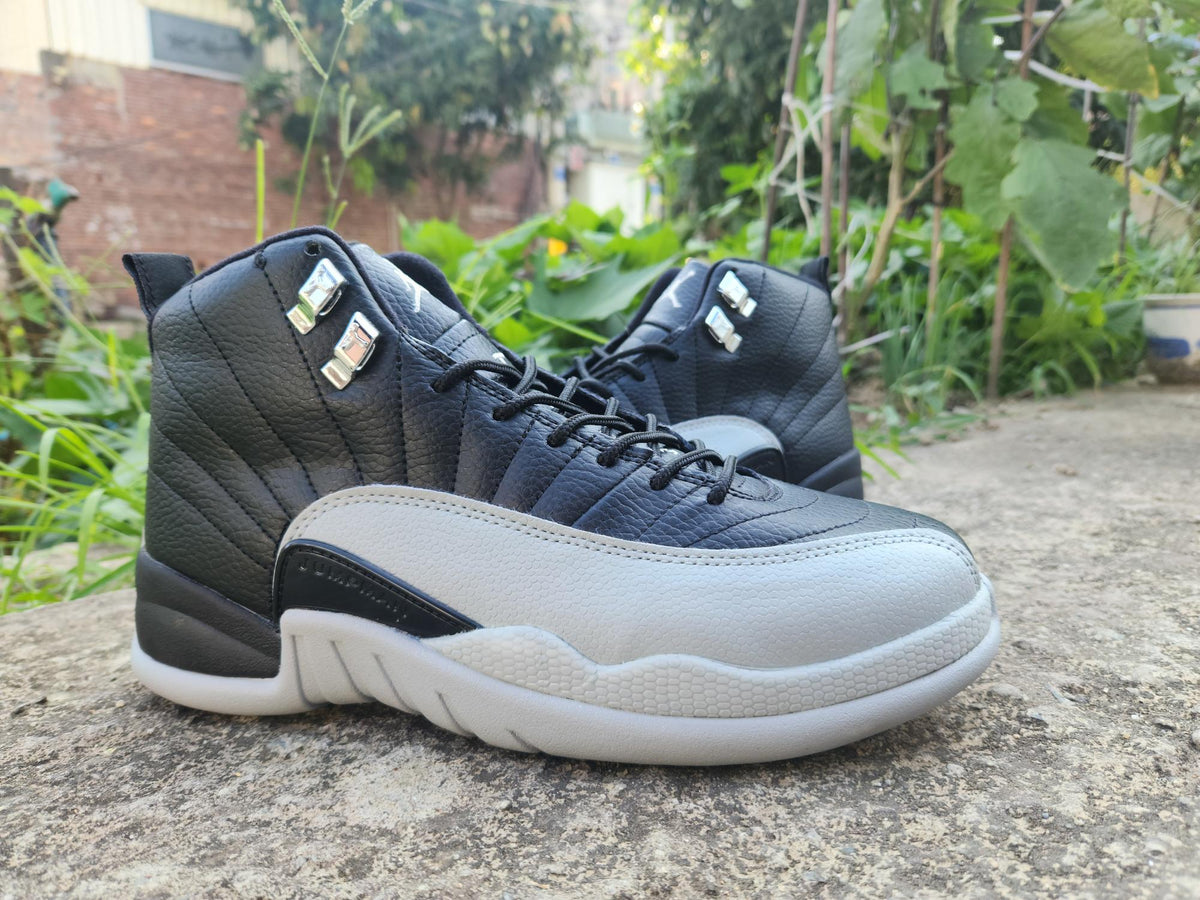 Air Jordan 12 Black/Light Grey