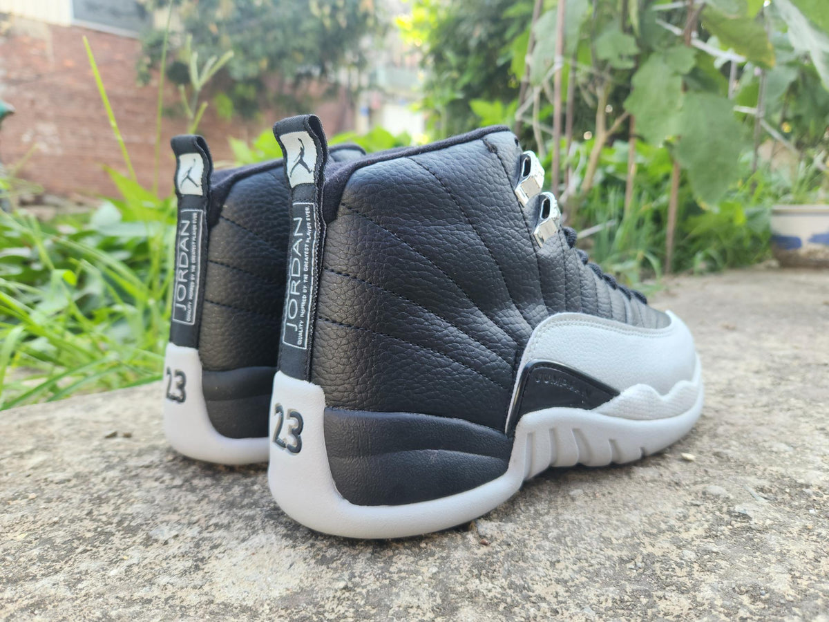 Air Jordan 12 Black/Light Grey