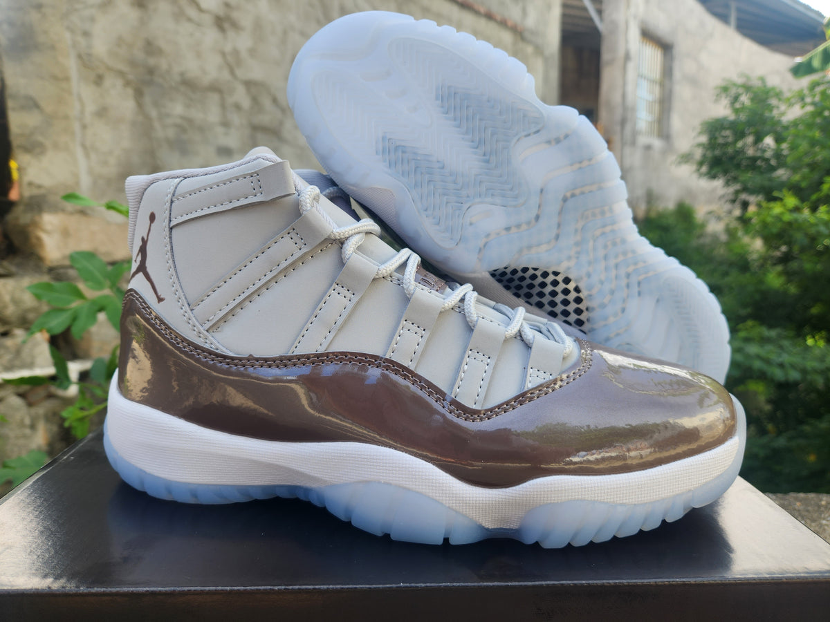 Air Jordan 11