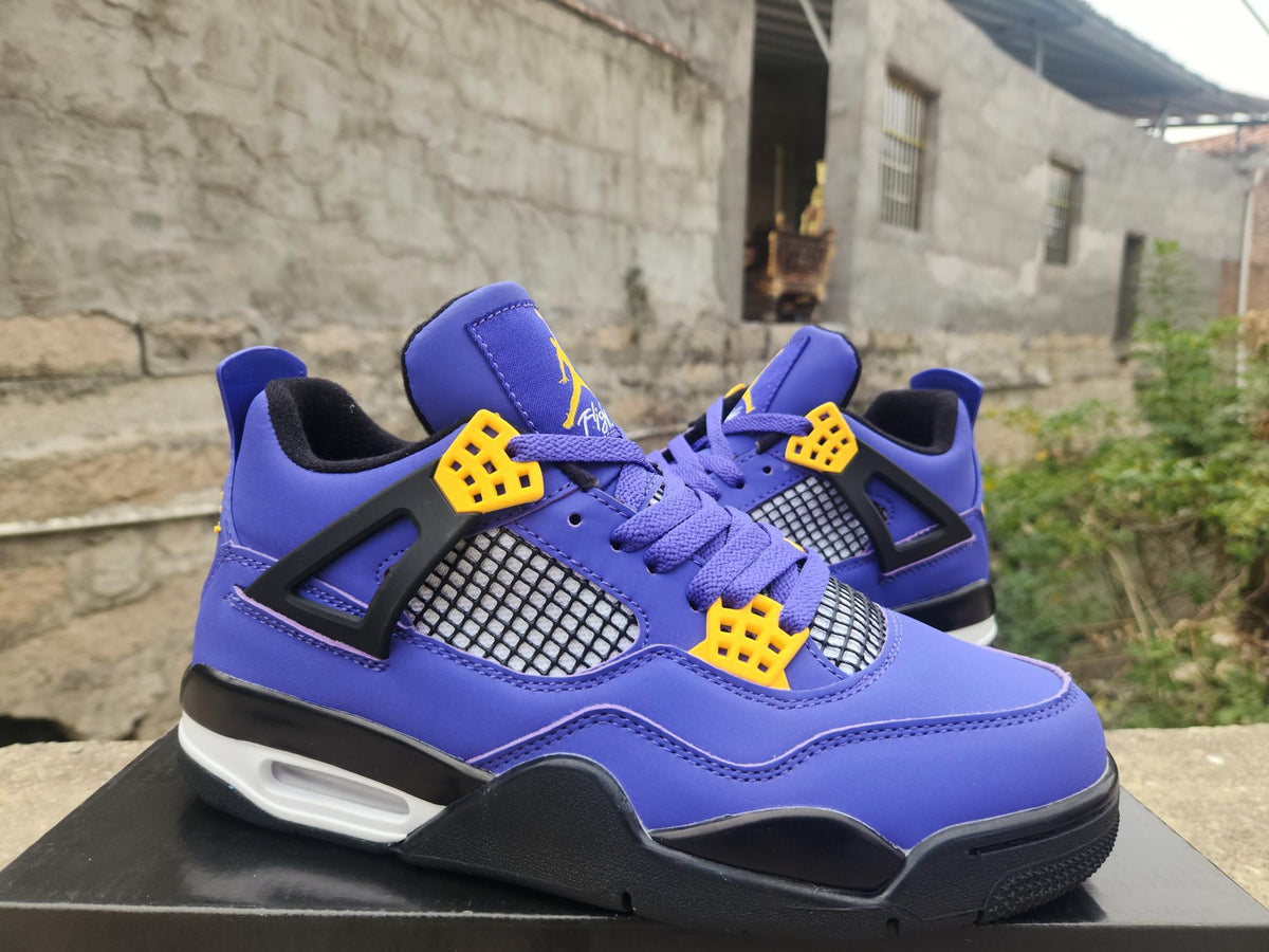 Air Jordan 4