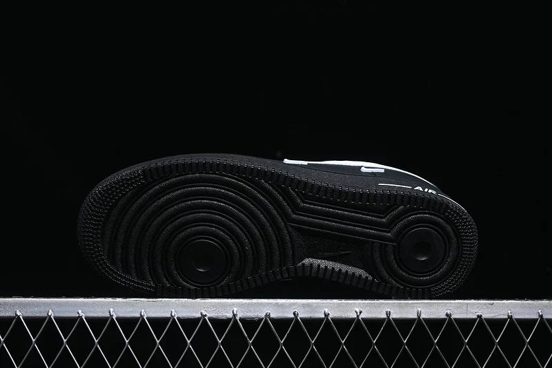 Nike Air Force 1 "Black/White/"