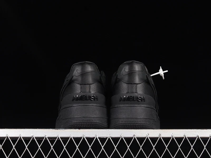 Air Force 1 Low SP AMBUSH "Black"
