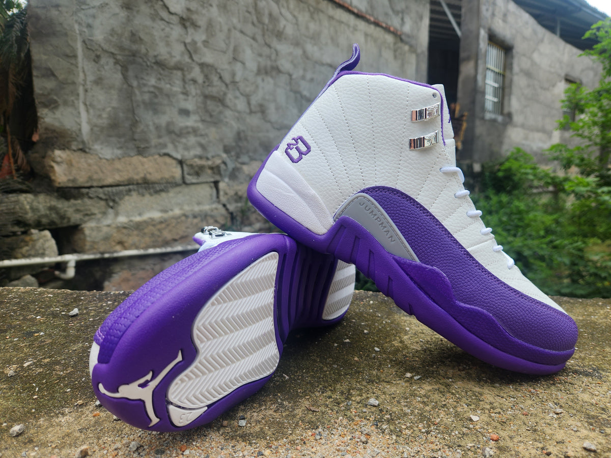 Air Jordan 12 White/Purple