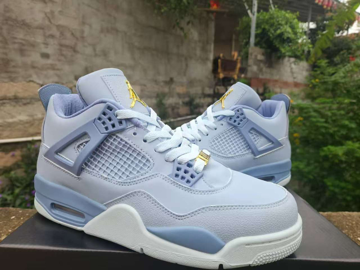 Air Jordan 4 Retro “Grey-Blue”
